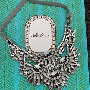Stella & Dot necklace